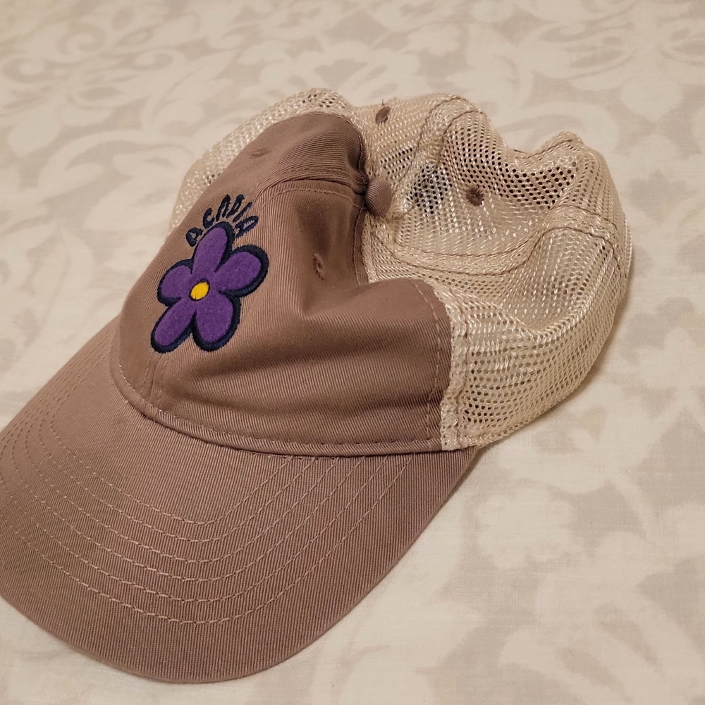 Legacy Women's Tan and Purple Flower Cap - Picture 2 of 4